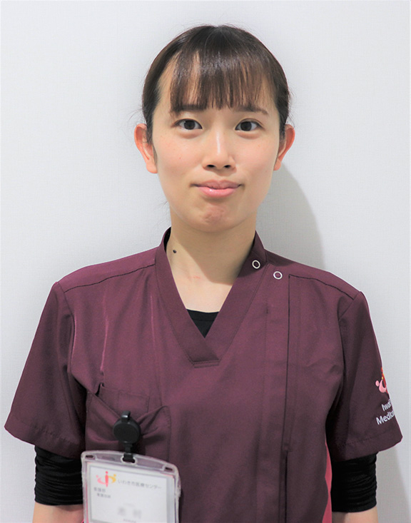 働くママさん看護師写真