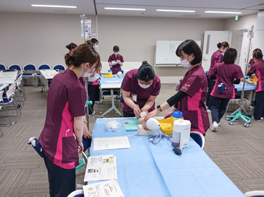 点滴静脈注射（輸液ポンプ）